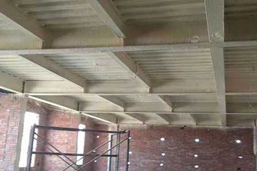 冷庫保溫聚氨酯噴涂厚度 小型高壓發泡機(圖3) 冷庫保溫聚氨酯噴涂案例