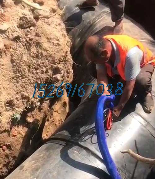 管道接頭澆筑高壓補口機 管道接頭補口填充聚氨酯(圖2) 管道接頭補口填充聚氨酯案例